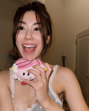 Lorena Lalina Schuett Instagram - 𓍢ִ🍓˚.🎀༘⋆ﾟ＊