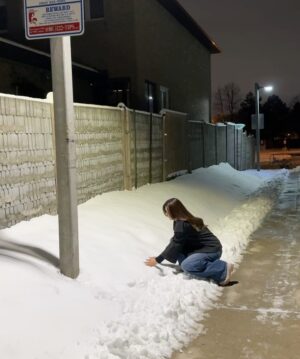 Lorena Lalina Schuett Instagram - Midnight stroll under a blanket of snow 🥹🌨️