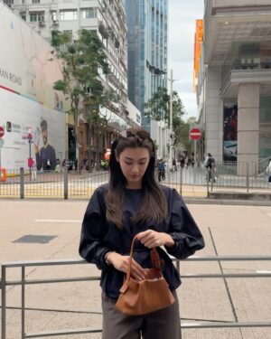 Lorena Lalina Schuett Instagram - 🖤 @cosstores #costhailand