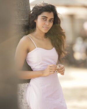 Lovelyn Chandrasekhar Instagram - 💜 

📸: @camerasenthil
