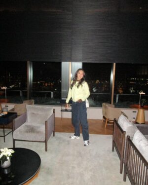 Luna Maya Instagram - Embracing the warmth of December in pure luxury at The Ritz-Carlton Fukuoka. A perfect blend of relaxation, impeccable service, and breathtaking views—winter never felt this cozy. #RitzCarltonFukuoka #LuxuryGetaway #DecemberVibes 🎄🎄