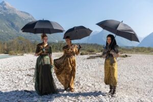 Madeleine Madden Instagram - Season 3 has arrived oh Wise Ones! 

Beyond excited to share this season with you all. Everyone has worked so tirelessly to elevate, expand and deepen the world of @thewheeloftime. 

Special shoutout to @davinajl & @sharon_gilham_costume_design who continue to blow our socks off with their exquisite work.

@thewheeloftime @primevideo 
#thewheeloftime