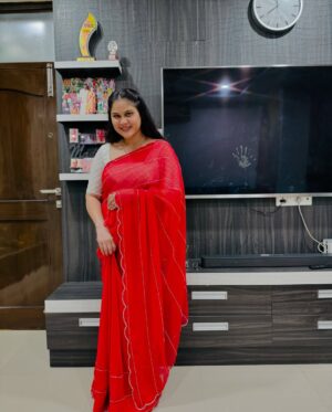 Madhu Reddy Instagram - Anniversary celebrations🎉 @madithatikrishnakishore @purvikaareddy 
Saree @suhaicollections 

#instagood #insta #instatravel #anniversary #anniversary #wedding #weddingdress #saree #sareelover #sareelovers #sareecollection #feed #reach #viral #viralpost #viralposts #viralinstagram #viralpage #pregnant #pregnacy #pregnancylife #food #photo #photoeveryday #bgm #music #telugu #teluguactress #teluguwedding #trendingreels #trend