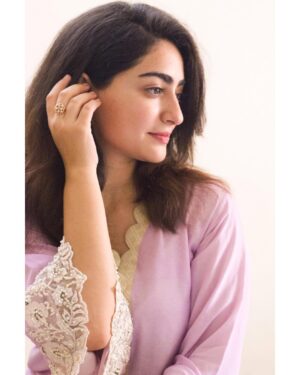 Maha Hasan Instagram - Happy vibes today 🎆
.
.
Wearing @zaaviay .
.
.
.
.
.
.
.
.
.
#spreadpositivity #spreadlove #goodvibes #ishqiya #arydigital #arydramas #bigbangentertainment #pakistani #actor #lifeofanactor #mahahasan #pakistani #pakdrama #madeinpakistan #instagram #lollywood #pakistan #karachi #pakistanidramaindustry #instadaily #instagood #smile