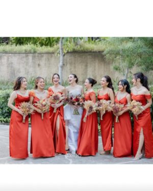 Mahalini Raharja Instagram - SATU TUJU 🧡
—
Wedding Planner & Organizer @by.hilda
Official Media Partner @thebridestory
Venue & Catering @ritzcarltonbali
Photo & Video @axioo @williamliee @bystevengun
Decoration & Flowers @ailuosidecor
Lighting, Sound, & LED @glowlightpro @dniel.ot
Entertainment @luxevoirid
Phone Booth @phoneafriend.co
Wedding Cake @ivoirecakedesign
Keepsake Invitation @cocotier_id
Digital Invitation @connectied.id
Bride Makeup @dhirmanputra
Bride Hair Do @rurypadwa
Groom Hair Do @chikievers
Accessories & Headpiece @rinaldyyunardi
Bride’s Preparation Robe @monicaivena
Bride’s Attire @hiantjen
Bride’s After Party Attire @dianamputri
Bride’s Shoes @laciesshoes
Groom’s Preparation Attire @agusslim
Groom’s Suit @henriwinata.bespoke
Groom’s Shoes @mariominardi_official
Family Suit @sasdesigns
Jewelry @wandahouseofjewels @wandaponika
Nails @linneabeautybar_id
Fashion stylist @fherriioo
Souvenir @rovegift
MC @edrictjandra @patriciagouw
DJ @bramreanson @musicforlife_dj

#SATUTUJU #beRMuara