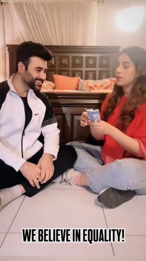 Maham Amir Instagram - - dedicated to all the hisaaaaaaaaab ki pakki begums 💸💰

#FaizanSheikh #MahamAamir #reels #oops