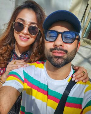 Maham Amir Instagram - AbuDhabi Dump 

#MahamAamir #FaizanShaikh #diljeetdosanjh #abudhabi #travelgram #travel2024 #diluminatitour2024