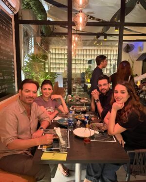 Maham Amir Instagram - Sometimes the most unexpected friendships are the best ones ❤️

#MahamAamir #MadihaRizvi #SaleemShaikh #AfrazRasool #SharmeenAli #ShehzadiHouse #friendshipgoals #lovelies