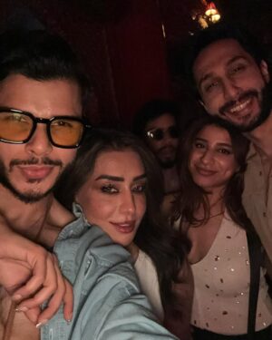 Maira Khan Instagram - Photo dump #london