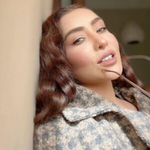 Maira Khan Instagram - My way or the highway 🙂‍↔️