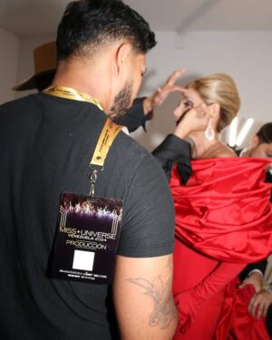 Maite Delgado Instagram - Behind the scenes 📸 Miss Venezuela 2024 🇻🇪

Espectacular por dentro y por fuera 😍