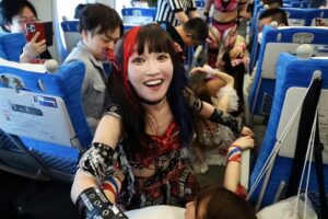 Maki Itoh Instagram - 🚄