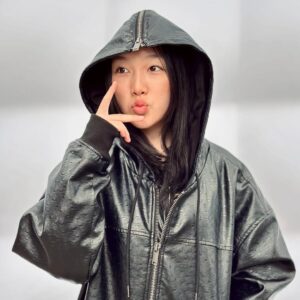 Malea Emma Tjandrawidjaja Instagram - not my jacket 

#maleaemma