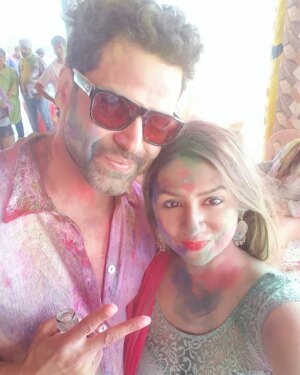 Malvika Tomar Instagram - Happy Holi🌈❤️
#holicelebrations🎉 #actors #actorslife