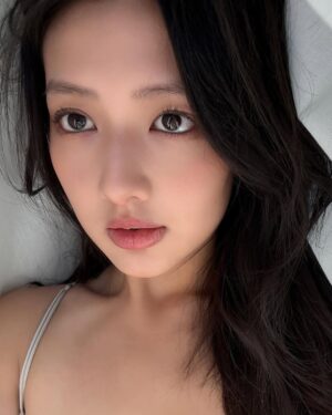 Mandy Tam Man-Huen Instagram - Good morning  早安☀️🤍