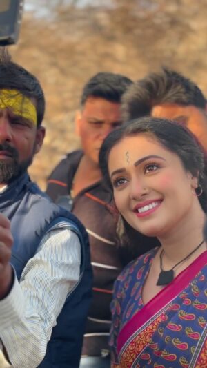 Mani Bhattacharya Instagram - AAYINE KI NAZAR🦋🌸
.
.
.
.
.
.
#reels #trending #dhananjayhindu #manibhattachariya #bhojpuri #bollywood
