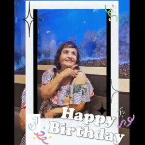 Manisha Kelkar Instagram - Happy birthday aai 😘
Now i call her my baby yes thats what they become a child. And i have a very naughty one. I was the same. So doing my beat to spoil her the way she cared for me. 
All moms are special🤗

#mom #jeevankala #jeevankalakelkar #joshofficial #joshmarathi