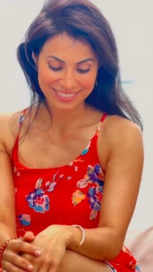 Manisha Kelkar Instagram - When in L❤️VE with Life , this is how you smile 😍