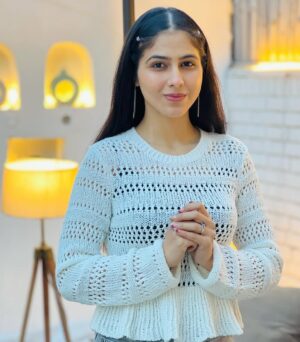 Manpreet Dolly Instagram - रांझ्या वे ❤️
.
.
#cute #cutiepie #loveyou #cutnessoverload #cutegirl #simplegirl #simplebeauty #beauty #beautifulgirls
