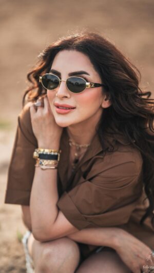 Mansi Sharma Instagram - It took me 40 years to become this awesome!! Turning 40 with grace, gratitude, and a little bit of mischief! #Life #Blessed #Happiness #Insta #InstaReel #Trending #Blessed #MommyOf2 #FitnessFreak #ThankYouThankYouThankYouRabbJiForEverything 🙏🙏

Videography : @folkingfilms @harmeetphotography