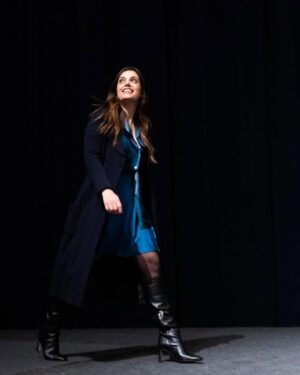 Margherita Vicario Instagram - A un anno da @berlinale 2024, buon compleanno Gloria! 

Nell’ultimo anno il nostro film diretto da Margherita Vicario é approdato in tutti e 5 i contenenti, grazie alla selezione in oltre 150 festival internazionali, ed é stato acquistato in oltre 40 paesi nel mondo. Che viaggio incredibile! 

 Viva Gloria! Grazie @margheritavicario ! Viva il cinema indipendente! 🎶❤️‍🔥

@rai_cinema @tell.film @01distribution