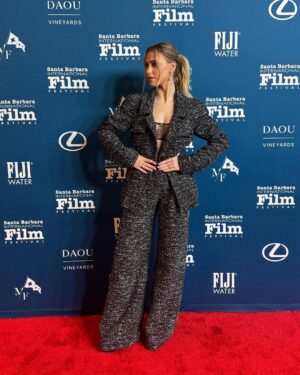 Maria Bakalova Instagram - Thank you @officialsbiff for having our beautiful movie O Horizon premiere at the festival 💙
I had such a great time spending the last 2 days here!