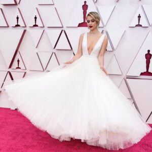 Maria Bakalova Instagram - Yesterday was a dream ❤️
Thank you, @theacademy !
It was so surreal and magical!
Dreams can come true! Dare to achieve them and you will ♥️
