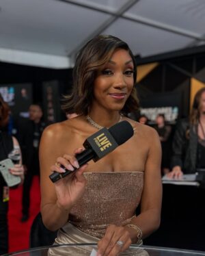 Maria Taylor Instagram - A quick switch and a time was had ☺️

Thank you @eentertainment ❤️