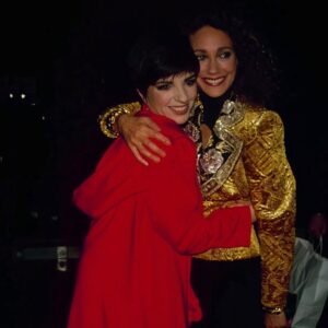Marisa Berenson Instagram - My beloved friend the memories with you fill my heart with joy.. you are the most extraordinary human being, oozing with Love and talent , courage and strength..you make everyone who knows you and sees you very happy!!!
Love you ♥️♥️♥️♥️♥️♥️♥️♥️⭐️💫⭐️💫⭐️💫⭐️💫⭐️🦋🌈

@officiallizaminnelli 

#happybirthday #lizaminnelli #marisaberenson