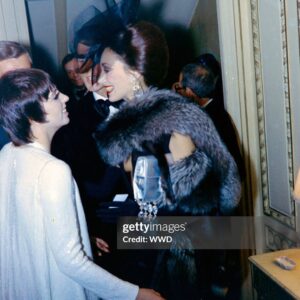 Marisa Berenson Instagram - My beloved friend the memories with you fill my heart with joy.. you are the most extraordinary human being, oozing with Love and talent , courage and strength..you make everyone who knows you and sees you very happy!!!
Love you ♥️♥️♥️♥️♥️♥️♥️♥️⭐️💫⭐️💫⭐️💫⭐️💫⭐️🦋🌈

@officiallizaminnelli 

#happybirthday #lizaminnelli #marisaberenson