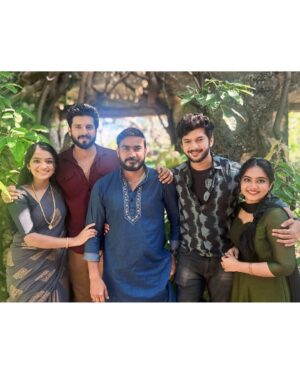 Mariya Prince Instagram - FRIENDS ♥️

Mangalyam & Valsalyam Mahasangamam 🔥

@krishna.revathi @actorsanalkrishna_official @pramodkrishnanpk @sachdev_s_pillai @mariyaprince_official