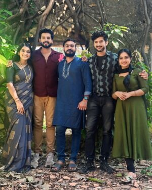 Mariya Prince Instagram - FRIENDS ♥️

Mangalyam & Valsalyam Mahasangamam 🔥

@krishna.revathi @actorsanalkrishna_official @pramodkrishnanpk @sachdev_s_pillai @mariyaprince_official