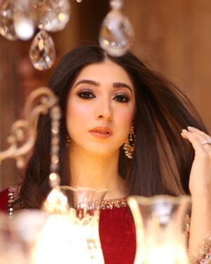 Mariyam Nafees Instagram - • Unseen bunch from the desi archives 🫧

| In my Desi era | Lookbook | Style File | #ThrowbackThursday