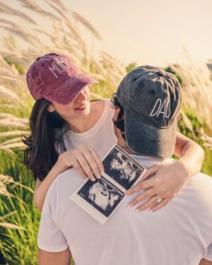 Mariyam Nafees Instagram - • Oh, baby! We’re having a baby!!! 🥹🥰
Baby AmYam coming soon, InshAllah! ❤️🧿

Please keep us in your prayers 🫶🏻

📷: @mahasphotographyofficial 

| #AmYam | Life Update | We’re expecting | Pregnancy Announcement | Blessed | MashAllah | Alhamdulillah |