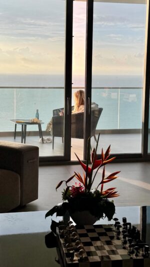 Marla Maples Instagram - ☀️ Good morning! ☀️ Sound Up  I’m sharing a short, spontaneous morning meditation with you—an invitation to pause, breathe, and embrace the beauty of this new day that holds endless possibilities.  May it bring you clarity, peace and joy 🥰 

With love,
Marla

#MorningMeditation #NewDayNewEnergy #WellnessJourney