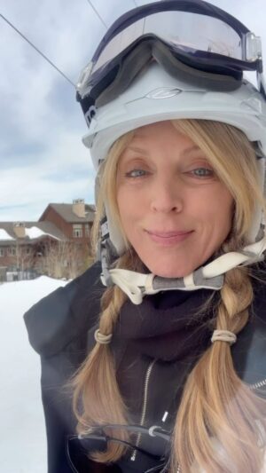 Marla Maples Instagram - A reminder to pray for those being persecuted for their faith in Armenia, Syria, and so many other places around the world.

There has been heartbreaking silence in the media about the 120,000 Armenian Christians recently displaced from their indigenous lands and the ongoing massacre of Christians and other religious minorities by extremist groups. Let’s lift up our Christian brothers and sisters in prayer. I believe we can live in a world where love triumphs over hate.

My friend shared this resource about where Christians are facing persecution today: https://www.opendoorsus.org/en-US/persecution/countries/  thank you to my dear Armenian friend Maral for sharing all that you do to raise awareness with a heart full of Love 🙌🌹🙌