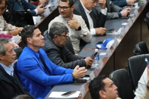 Marlene De Andrade Instagram - 🔵 #27Feb || Diputado Nicolás Maduro Guerra, presenta el Proyecto de Acuerdo en ocasión a la firma del decreto de Canonización del Beato Doctor José Gregorio Hernández Cisneros, médico de los pobres y del pueblo Venezolano.

🔵 #27Feb || Diputado José Gregorio Correa, propone enviar una Reliquia del Doctor José Gregorio Hernández al Panteón Nacional y la construcción de un templo para ser venerado por todos sus feligreses.

🔵 #27Feb || Queda aprobado por unamidad, el Proyecto de Acuerdo en ocasión a la firma del decreto de Canonización del Beato Doctor José Gregorio Hernández Cisneros, médico de los pobres y del pueblo Venezolano.

🔵 #27Feb || Queda aprobado por Unanimidad, el Proyecto de Ley Aprobatoria del Acuerdo Marco de Cooperación Agrícola, adoptado en la vigésima cuarta Cumbre de Jefes de Estado y de Gobierno del ALBA-TCP, en su segunda discusión.

🙏🏻🇻🇪💪🏽 #AsambleaNacional #Venezuela