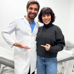 Marta Bateira Instagram - Finalmente consegui arranjar um tempinho para ir ao @dr.miguelmorgado da @clinica.milenio dar aquele up que, mesmo que seja placebo, dá-me autoestima e confiança.
Vou uma, duas vezes por ano, no máximo! 
Só confio nele, pois não exagera, tem bom gosto e trabalha com os melhores produtos. 
Desta vez pus um xisquinho de lábio pra experimentar, gostei, fiquei com uma boca sensualona! 🫦
#sódeusmepodejulgar #souperuamesmo #sintomeculpadamasnaodevia #pub
