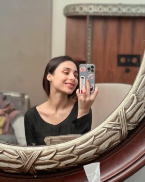Mashal Khan Instagram - No make-up photo dumps are my favourite🥰🥰