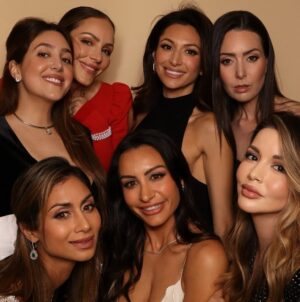 Masiela Lusha Instagram - A lovely night
@alexamateenabdi @zoka015 @sarahtmuller @katharinefoster @anemerov @mukicueva @sara.mattine.melamed @brittlarsky @sherinasoni