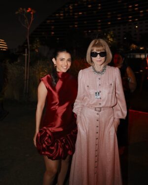 Masoom Mehta Instagram - Welcoming Dame Anna Wintour on her first trip to Dubai... ✨

From witnessing Condé Nast Traveller’s iconic #GoldList to Dame Anna Wintour’s admiration for @diviathani, (my personal favorite & a true trailblazer redefining travel media on a global scale) the best of travel & storytelling truly came alive. 

@condenast @condenasttraveller @jumeirahbeachhotel
