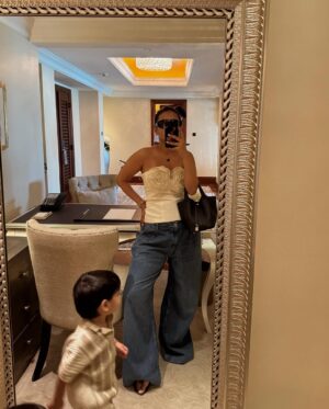Masoom Mehta Instagram - To my @shailin_mehta… Happy 8 magical years & two cubs🐯🩷

Always celebrating at @ooresorts. @ooroyalmirage!