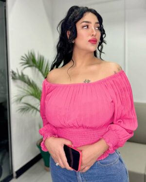 Mathira Instagram - Where can I apply for a permanent relationship? 
I have 7 years experience, minor trust issues and willing to argue on weekends? 💕💓💞💗
Photographer @saniasaeedkhan