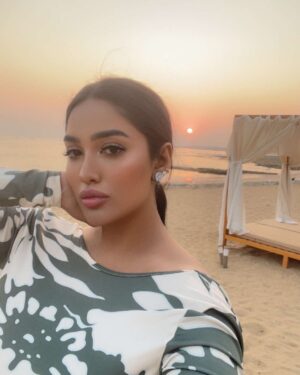 Mathira Instagram - Staying wild ocean child 🌊♓️