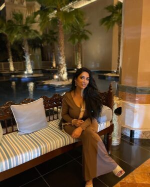 Mathira Instagram - May you be in heaven a full half hour before the devil knows your dead 😁 
Candid moments 🫶 
🧿🙃