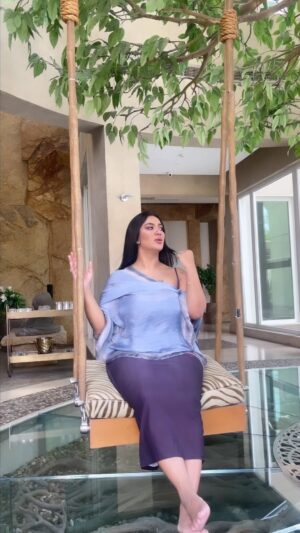 Mathira Instagram - SOME PEOPLE TALK ABOUT YOU, BECAUSE THEY LOST THE PRIVILEGE TO TALK TO YOU. 🕷️🧸