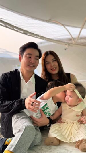 Matika Arthakornsiripho Instagram - Quality time with the ones who make life special 🧁🍒🍡
#vincentjurangkool 
#violajurangkool