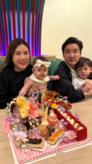 Matika Arthakornsiripho Instagram - Happy birthday to papa @korn_jurangkool 🍰🧁🎂
#vincentjurangkool 
#violajurangkool