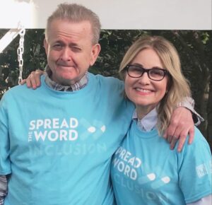 Maureen McCormick Instagram - Words—they can lift up or tear down. I do not understand how anyone can use the R word as a joke, for a laugh, or to bully or hurt someone. Please join me on Spread the Word Day and everyday in helping to end the R word. Let’s stand up against derogatory language, bullying and exclusion. 
#ChooseToInclude 🩵