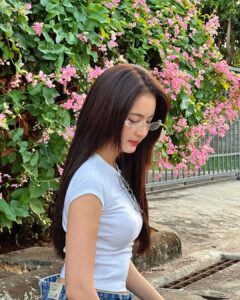 Actress Maylada Susri HD Photos and Wallpapers January 2025